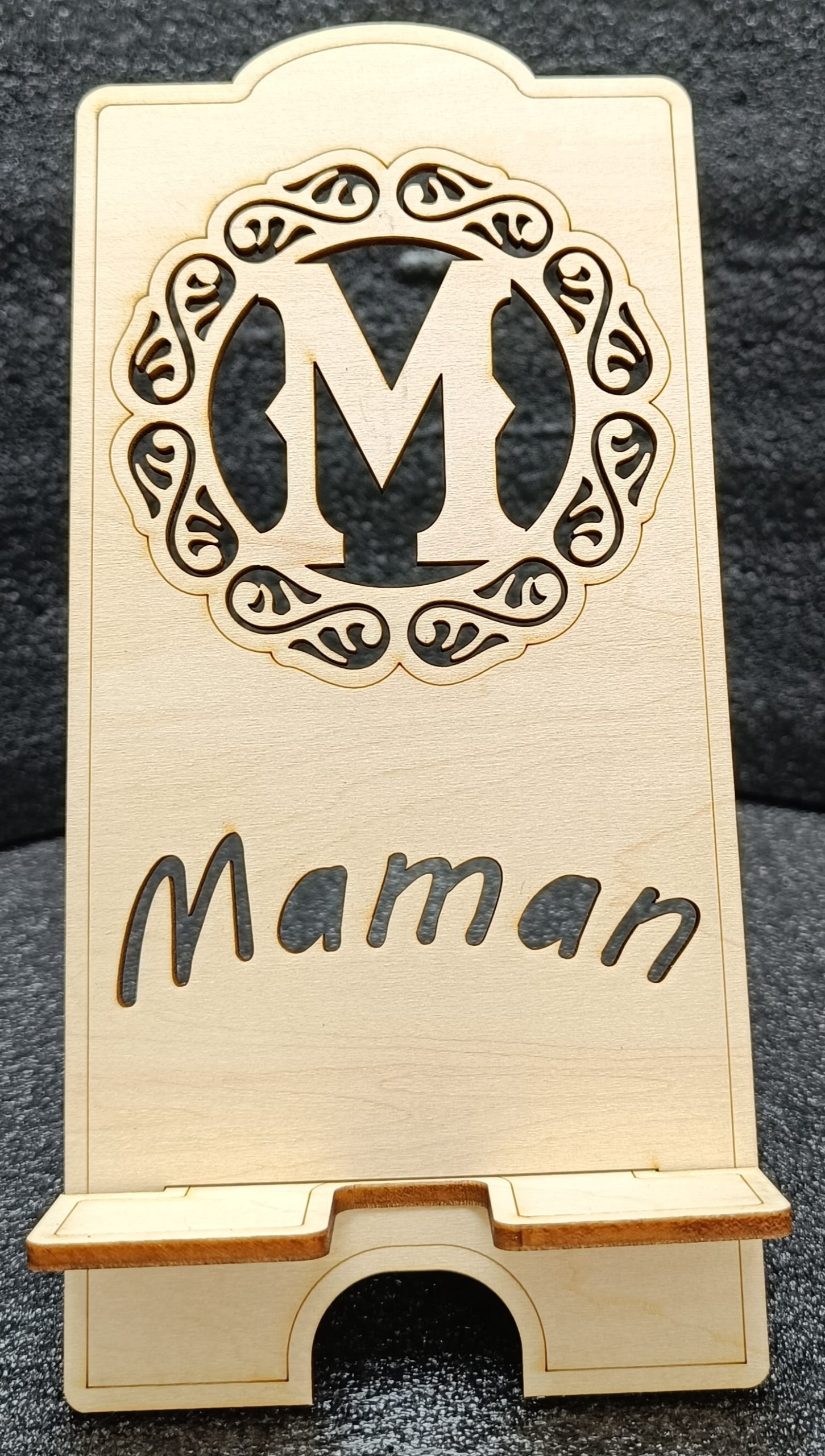 Support Téléphone en Bois – Personnalisable – Image 4