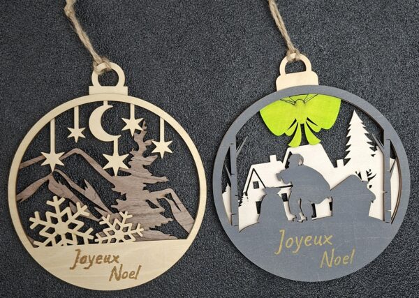 Grande Boule de Noël en Bois 3D