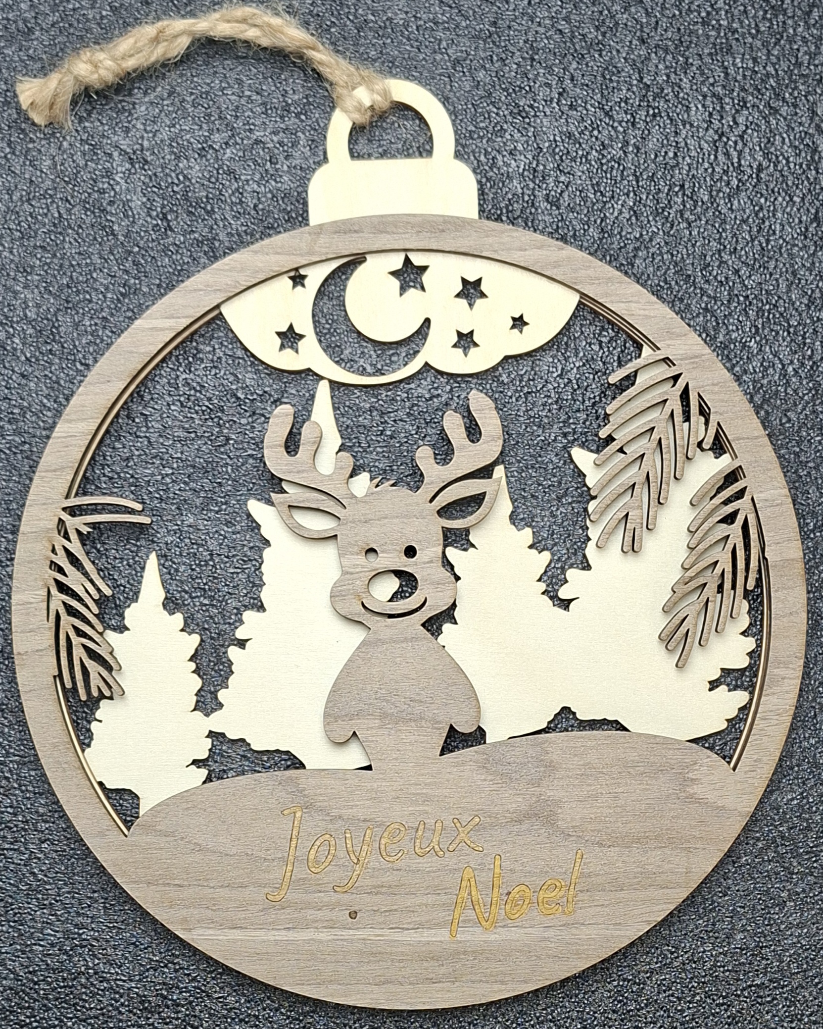 Grande Boule de Noël en Bois 3D – Image 2