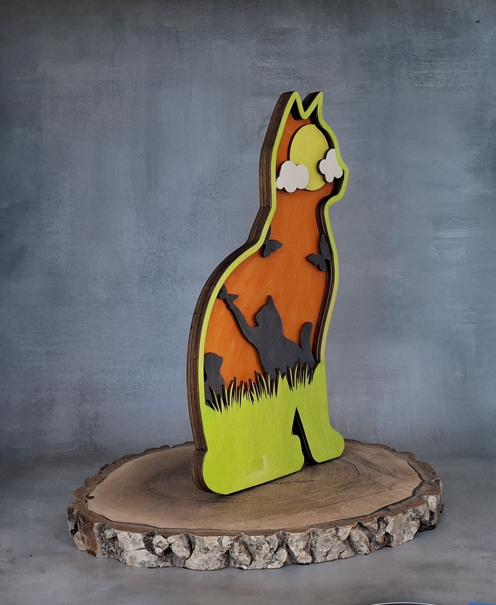 Chat en Bois Multicouches – Image 4