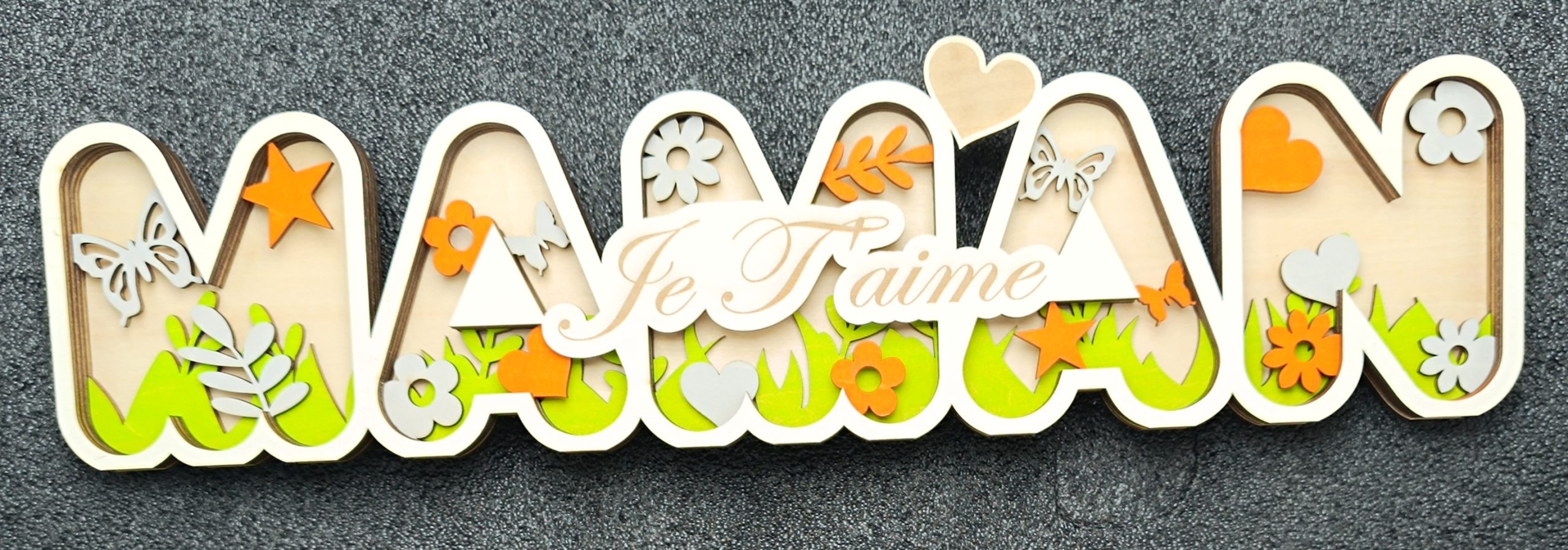 Prénom Maman fleuri 3D en bois – Image 2