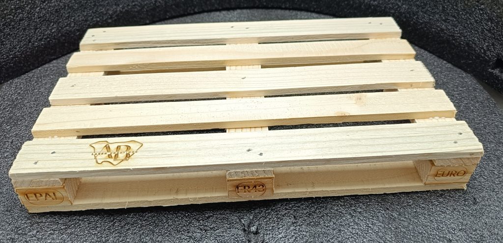Dessous de plat en bois