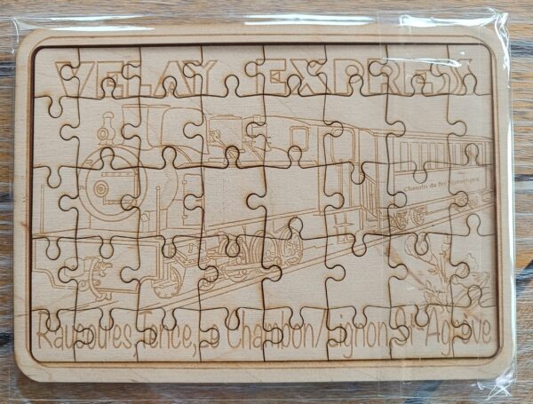 Puzzle Format Carte postale Petit Train Velay express en bois