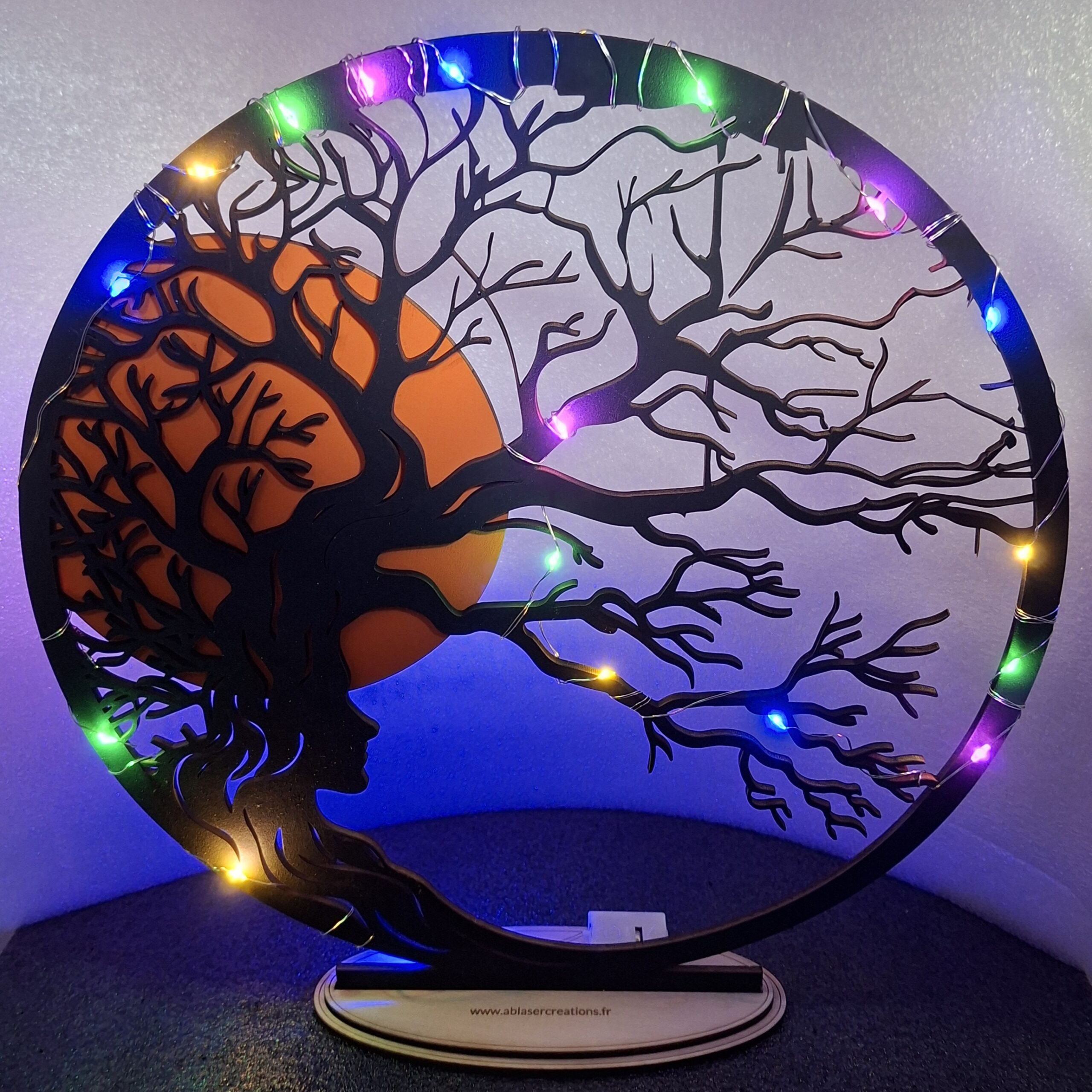 L’Arbre de Lune avec un visage féminin – Image 4