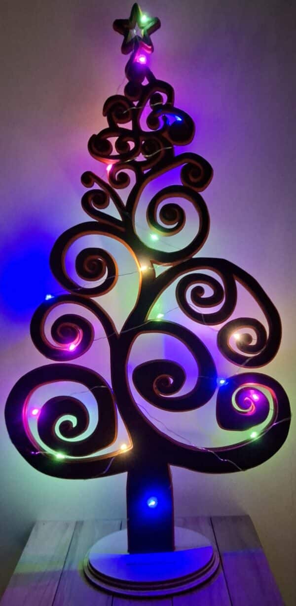 Grand Sapin Spirales en Bois noir et orange avec Guirlande Lumineuse
