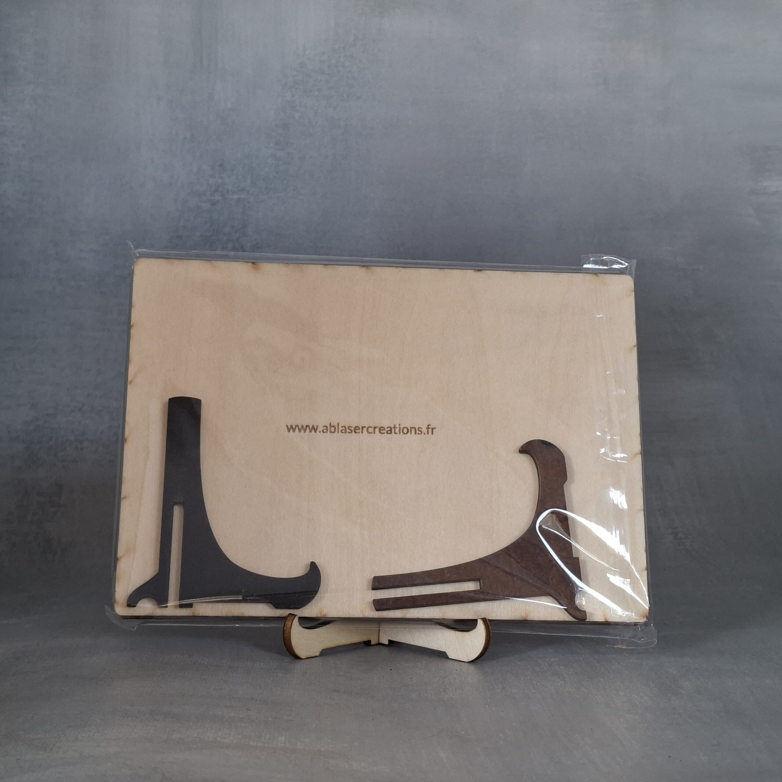 Cadre Chasseur & Dame 3D en bois – Image 2