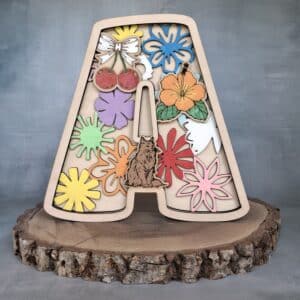 Lettre bois décorée