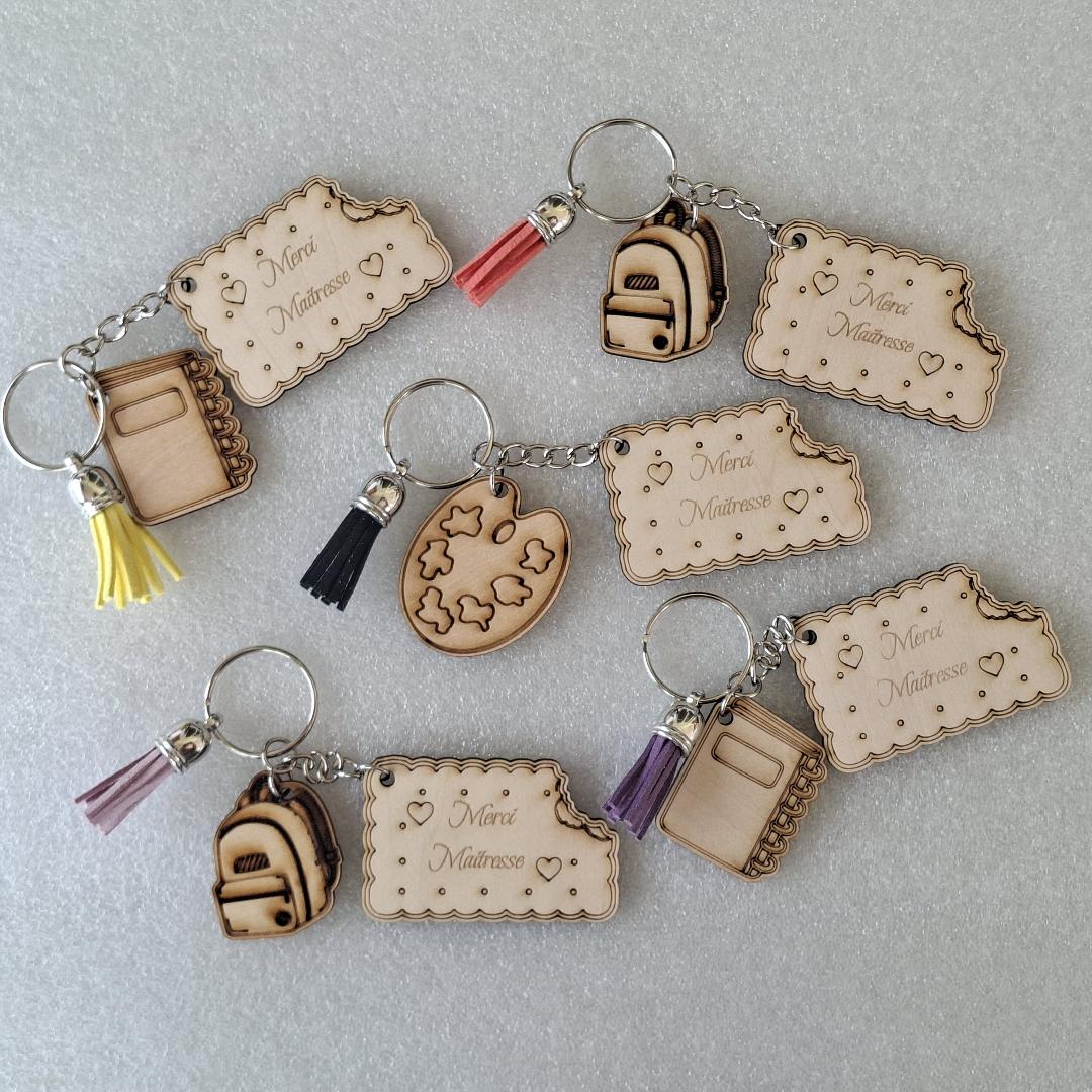 Porte-clés personnalisé école -Bois – Image 10