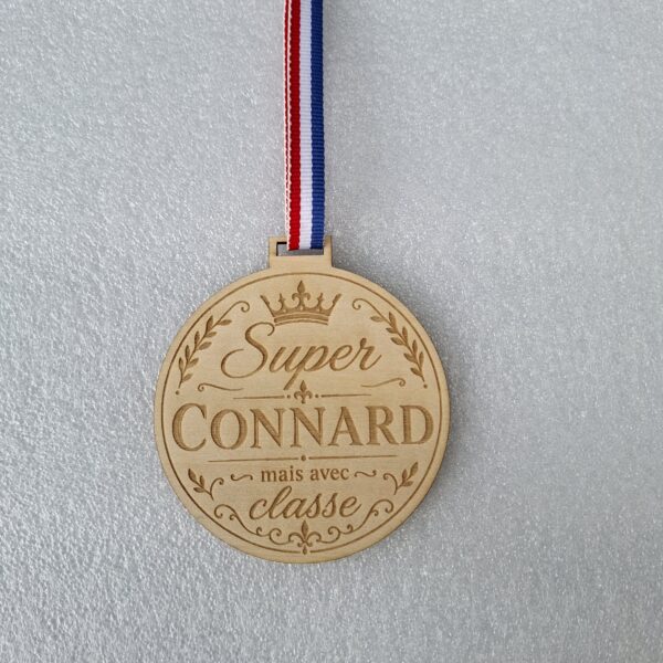 Médaille personnalisée super Connard en bois